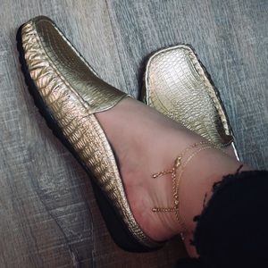 ⚜️HP⚜️Pierre Dumas Gold Loafers